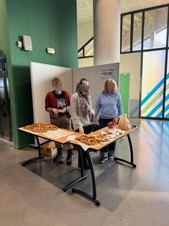 Une image contenant intérieur, mur, meubles, solLe contenu généré par l’IA peut être incorrect.